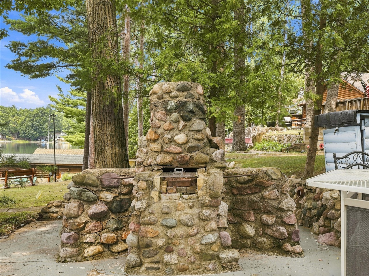 main property photo 6