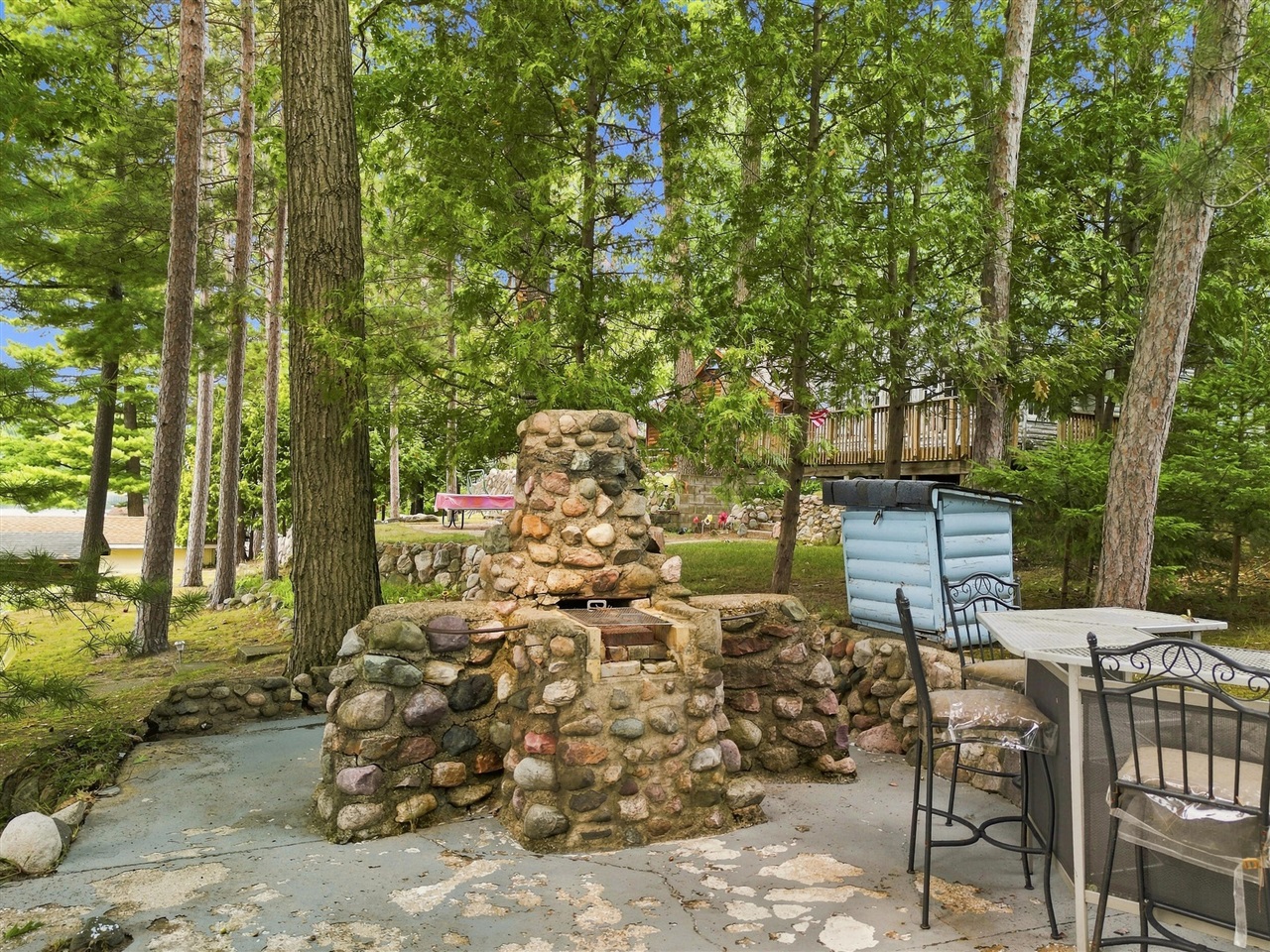 main property photo 74