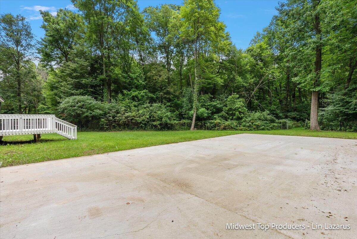 main property photo 15