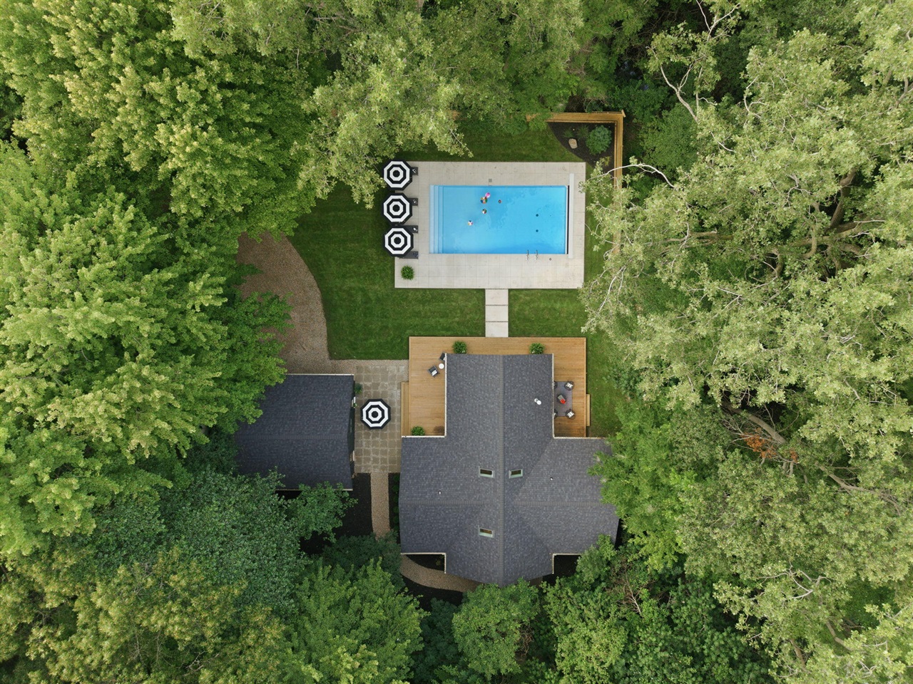 main property photo 70