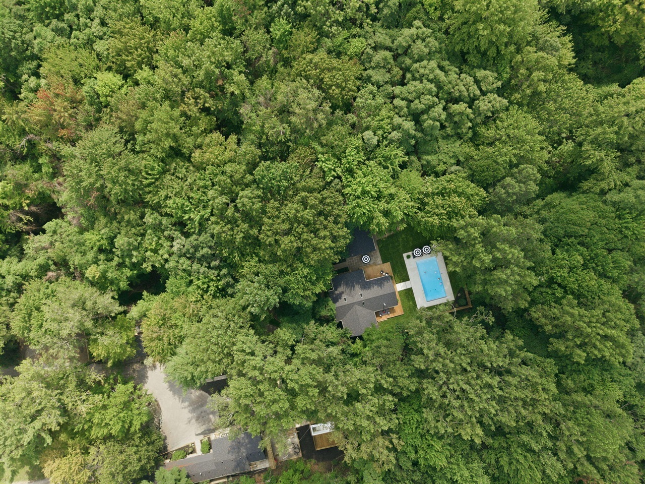 main property photo 71