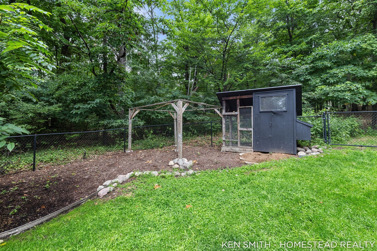 main property photo 63