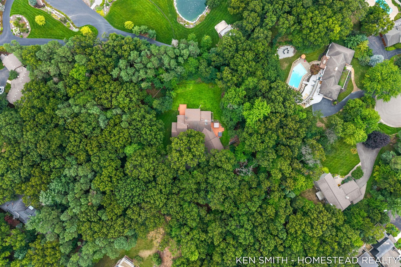 main property photo 76
