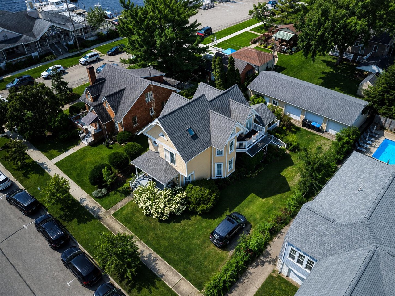 main property photo 50