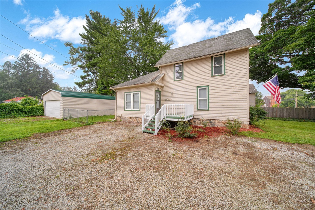main property photo 3