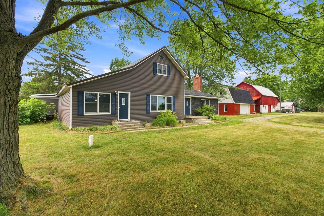 main property photo 0