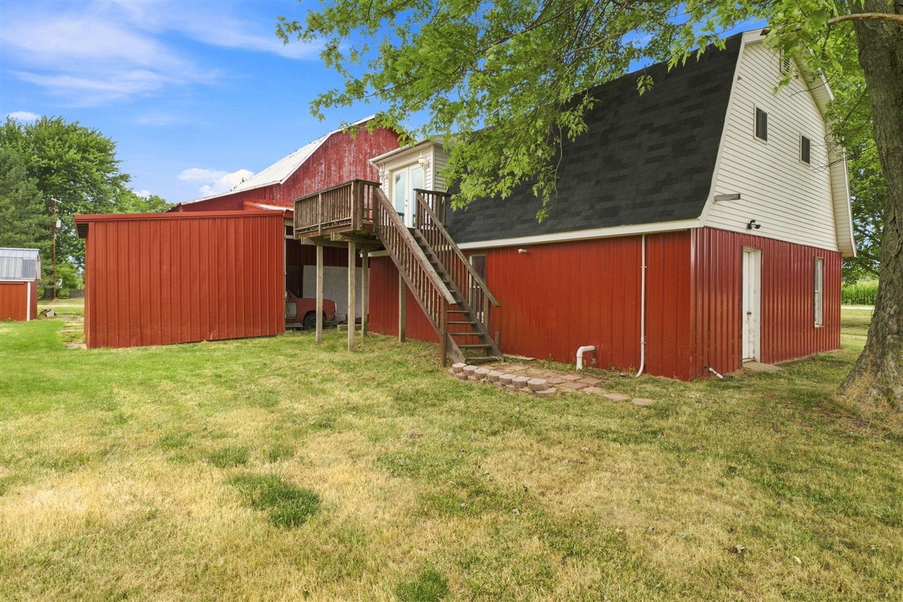 main property photo 18