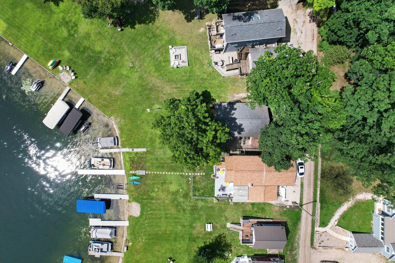 main property photo 43