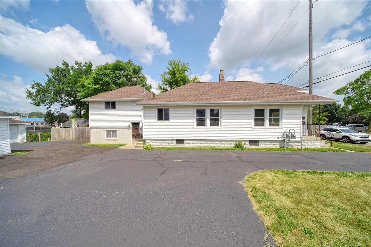 main property photo 19
