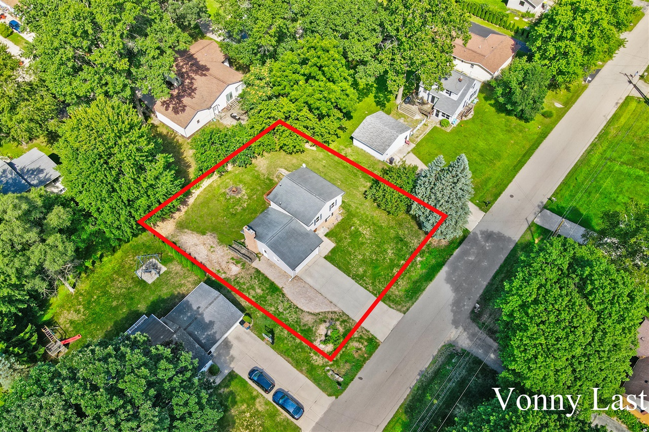 main property photo 51