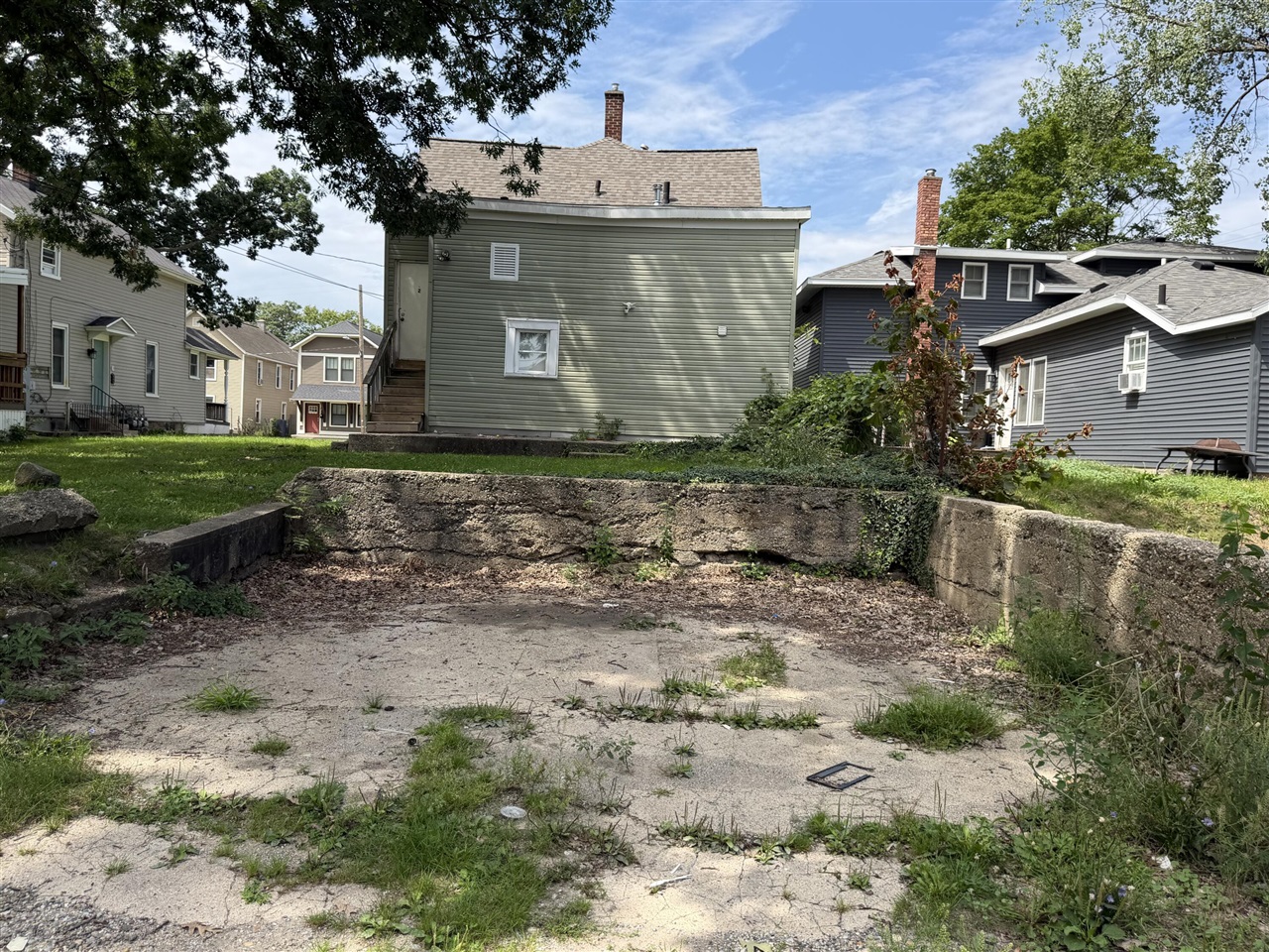 main property photo 21
