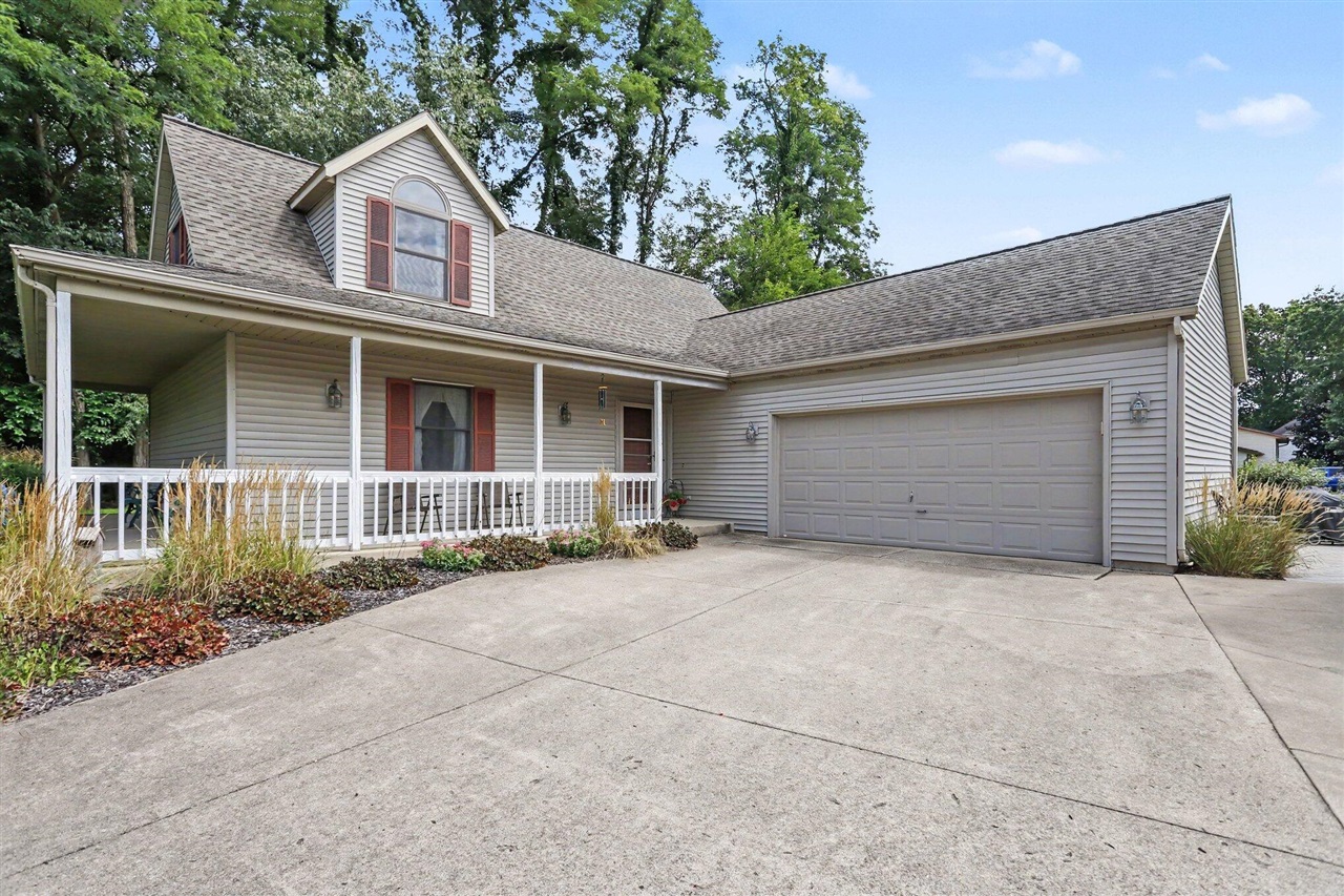 main property photo 3