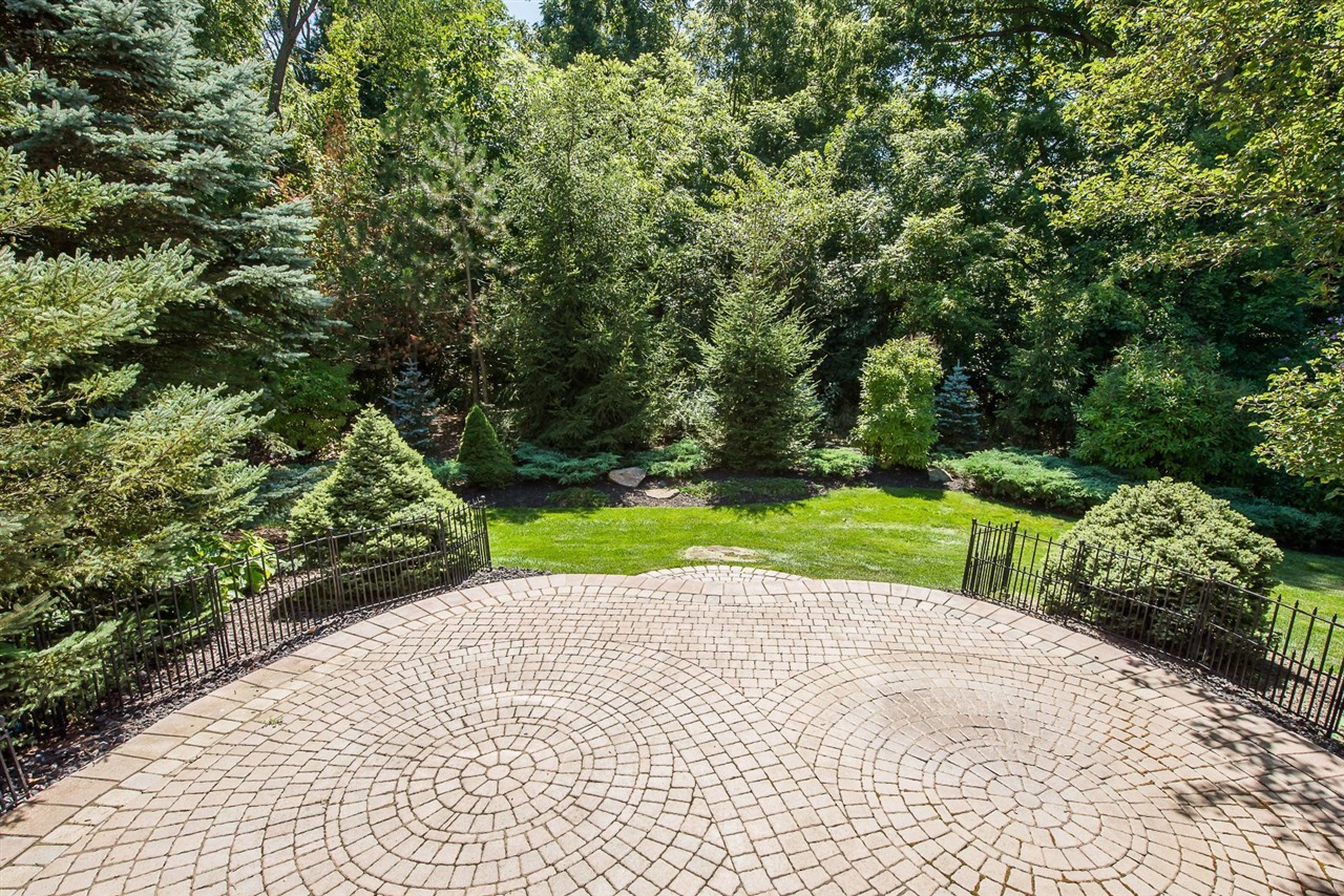 main property photo 19