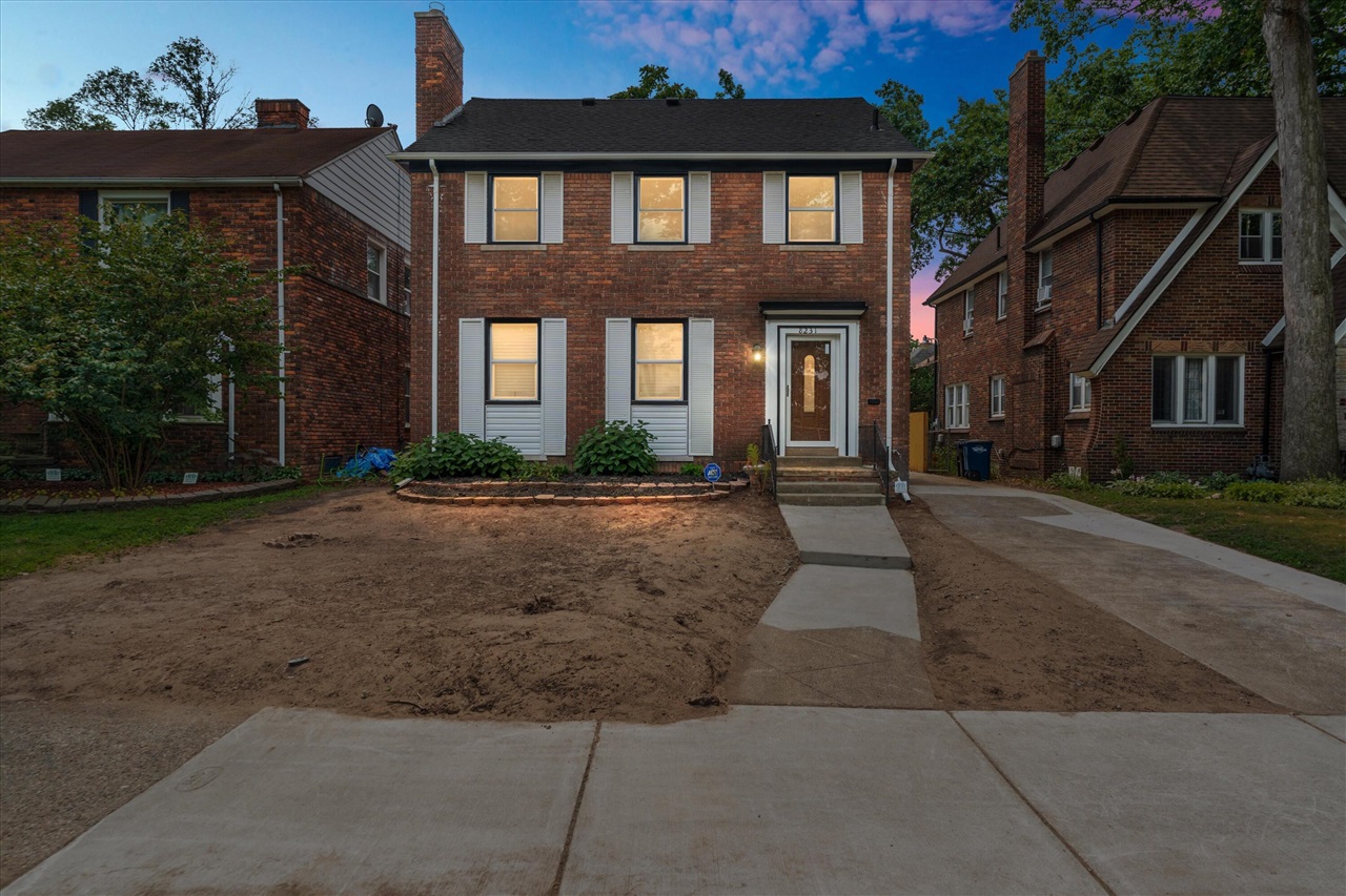 main property photo 0
