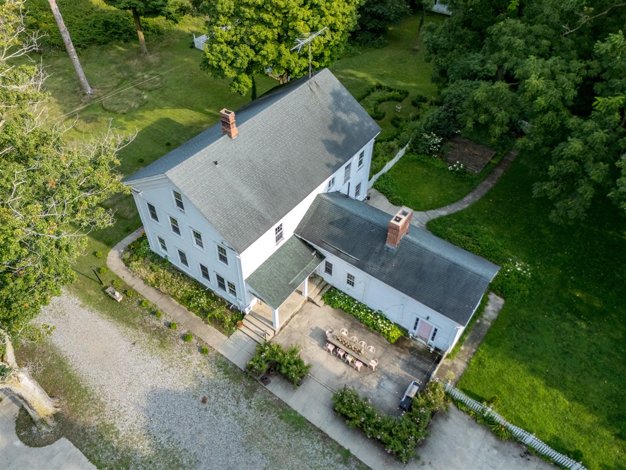 main property photo 98