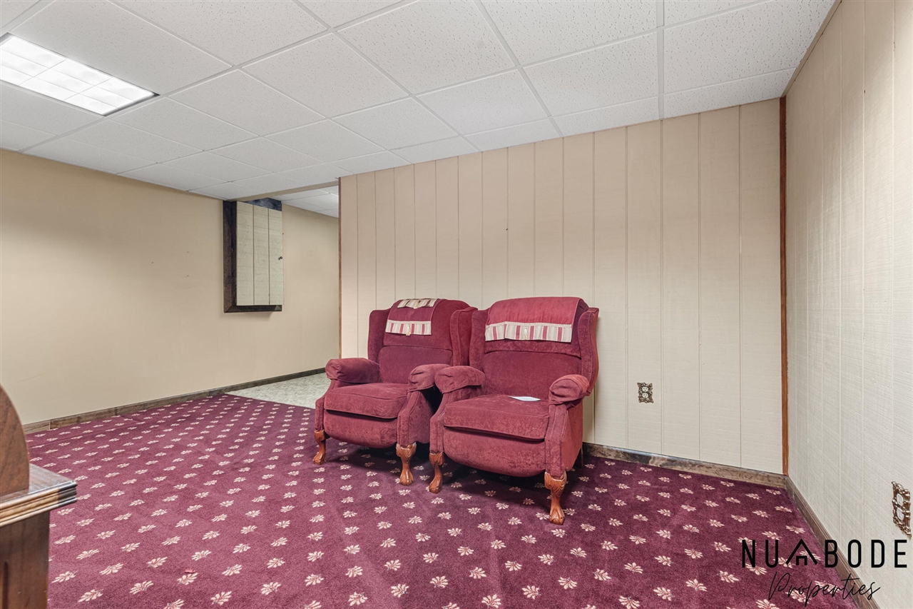 main property photo 59