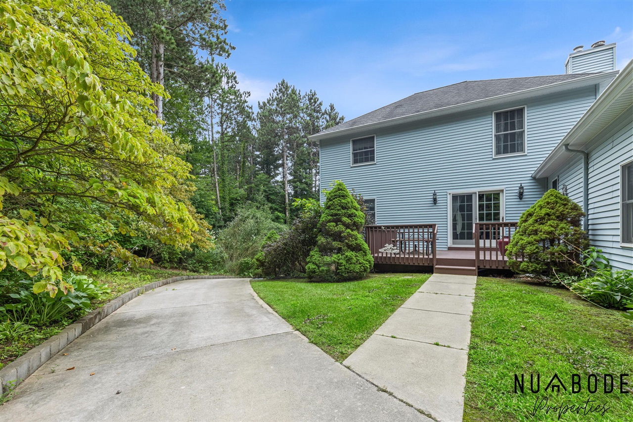 main property photo 78