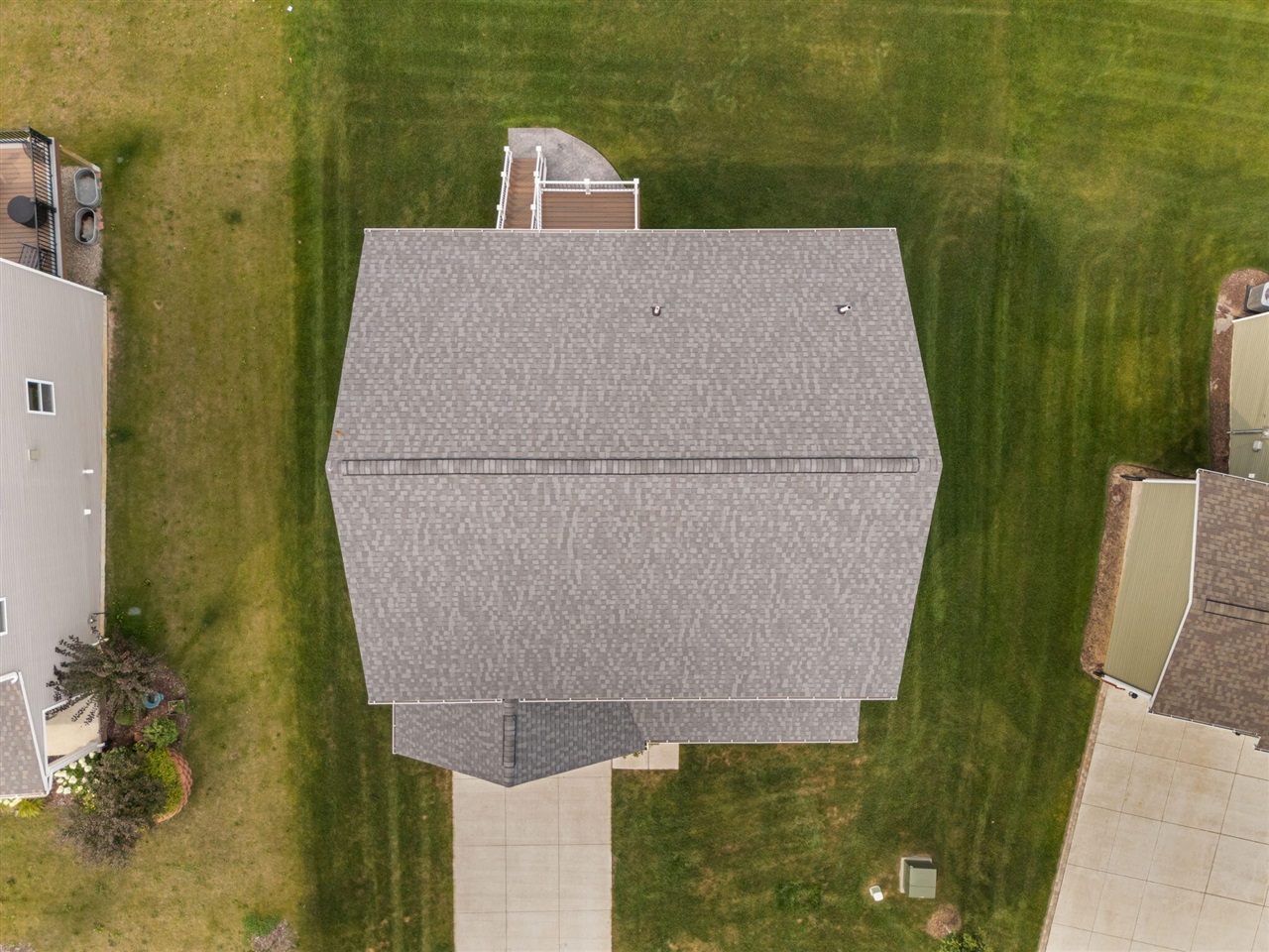 main property photo 50