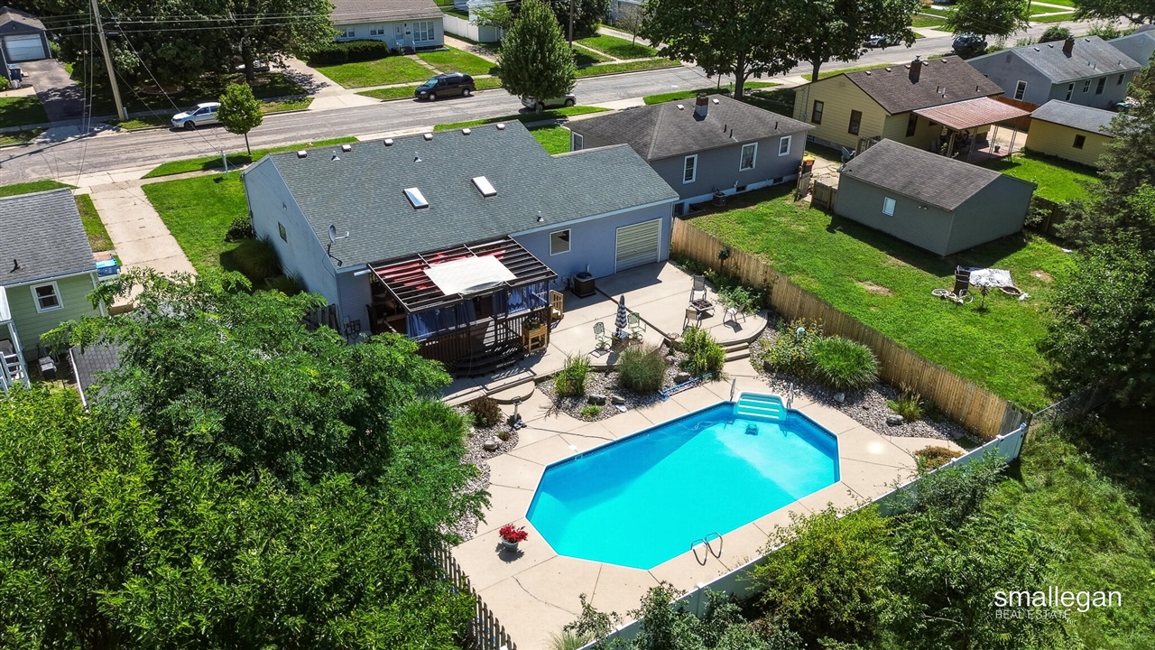 main property photo 41