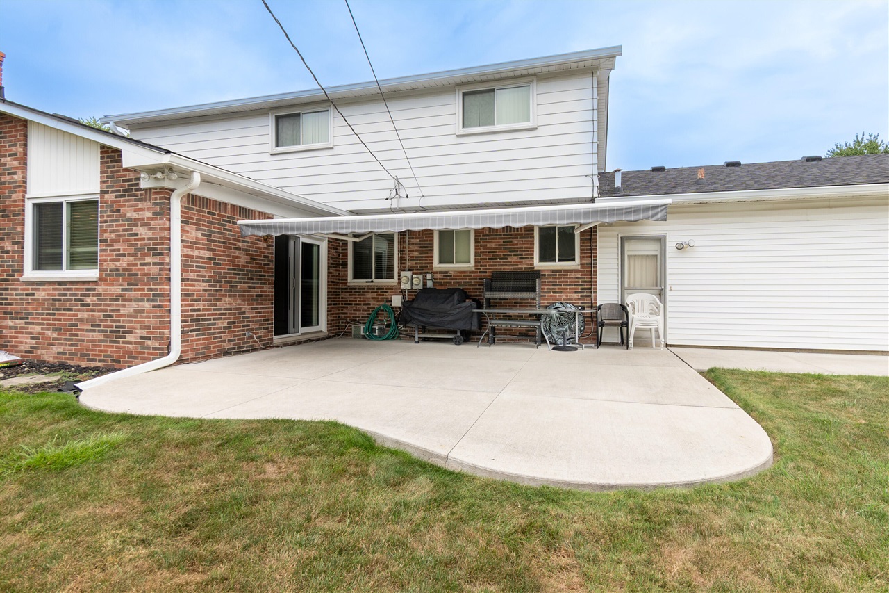 main property photo 7