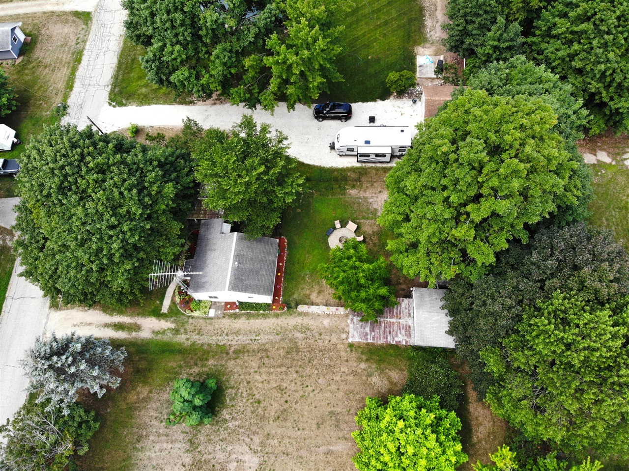 main property photo 24