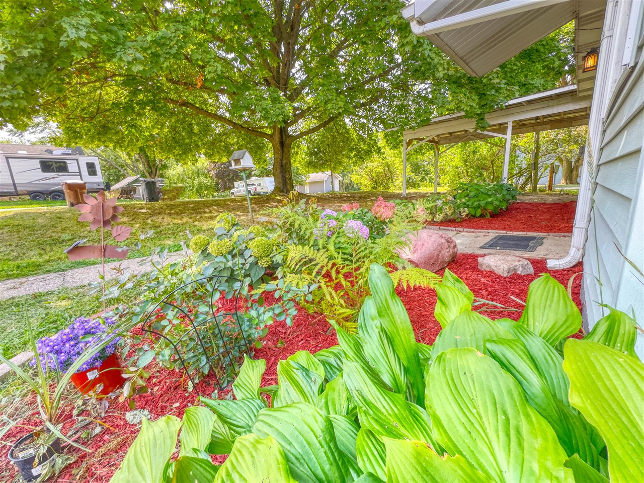 main property photo 59