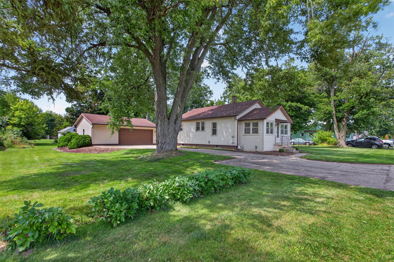 main property photo 0