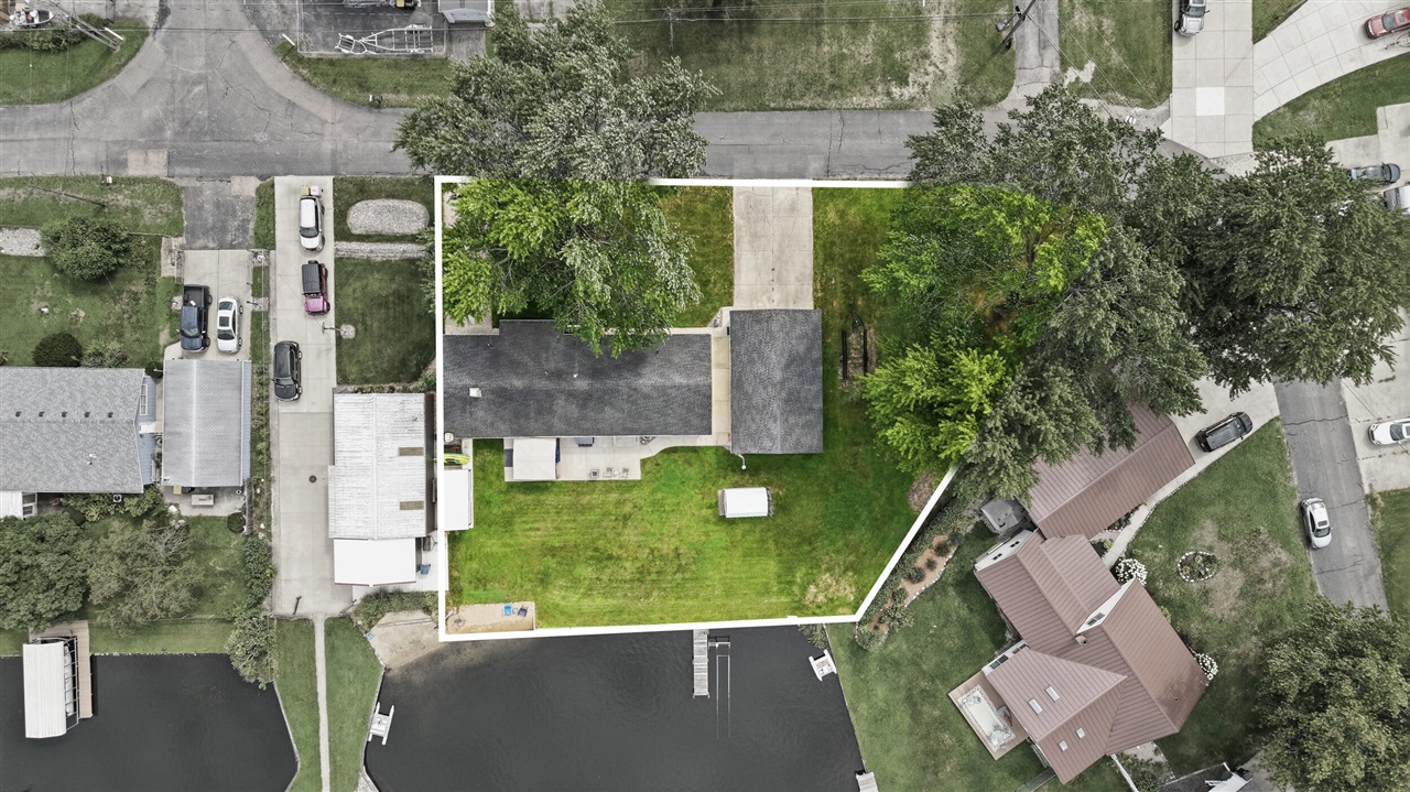 main property photo 50
