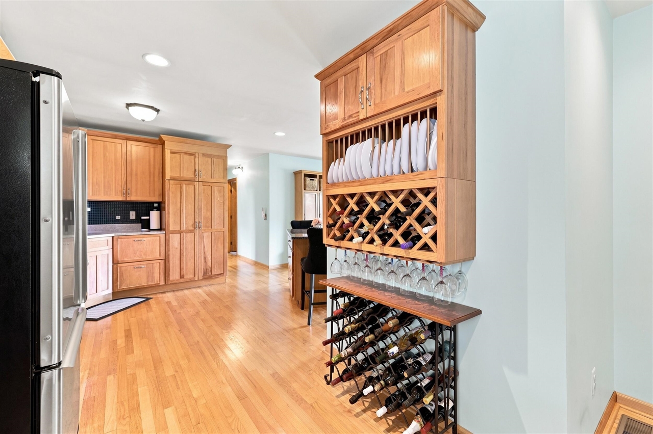 main property photo 70