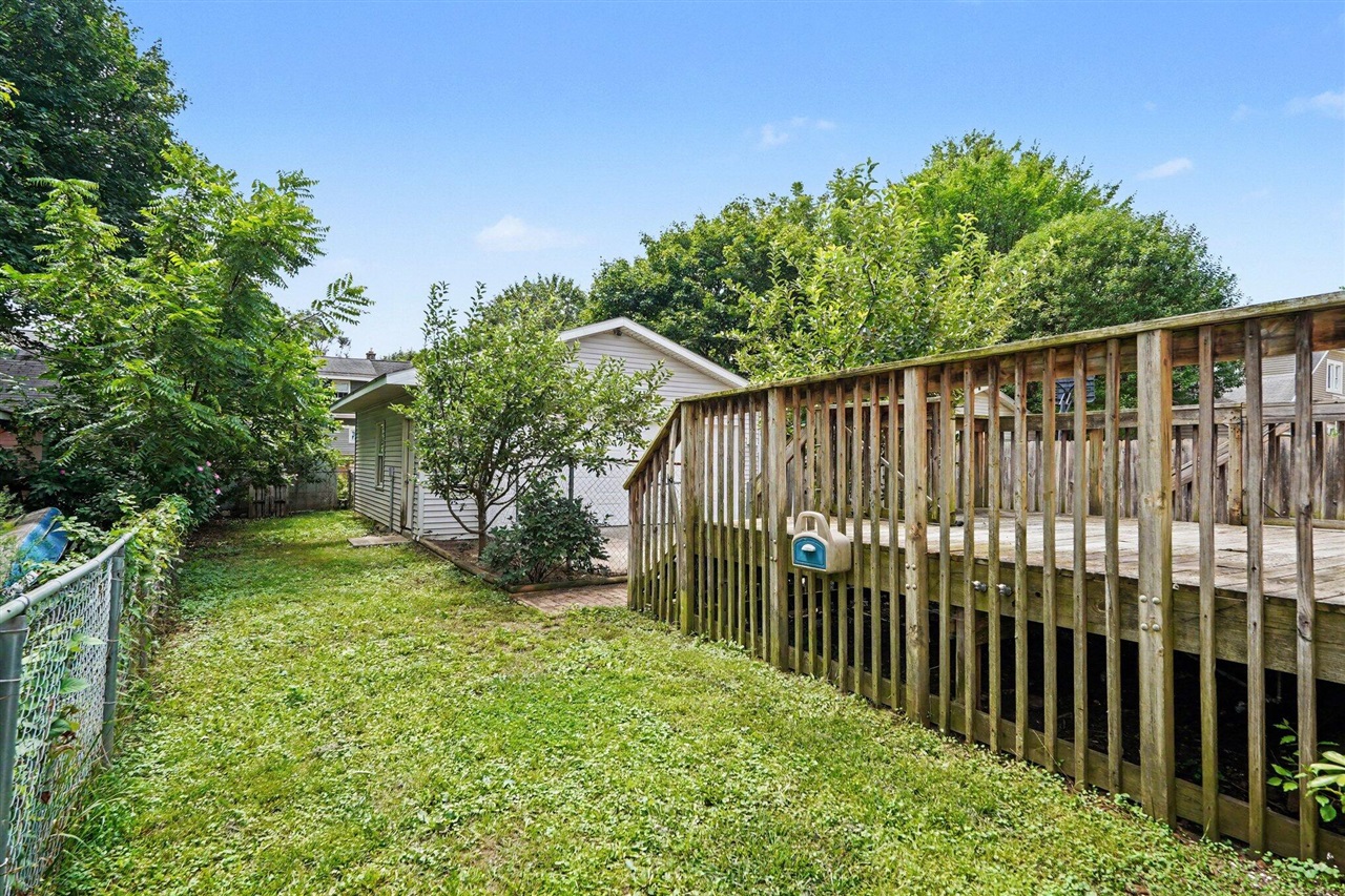 main property photo 23