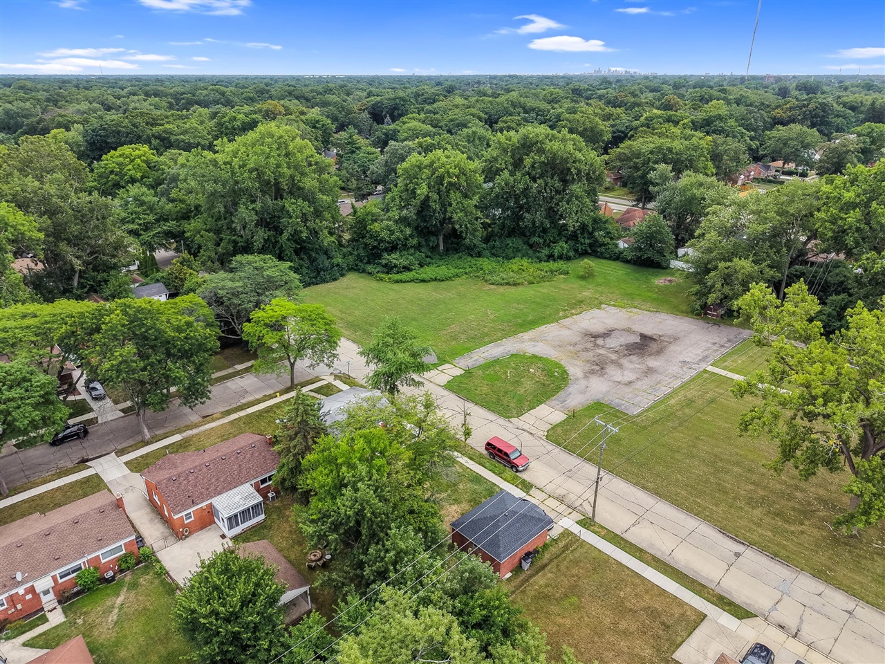 main property photo 31