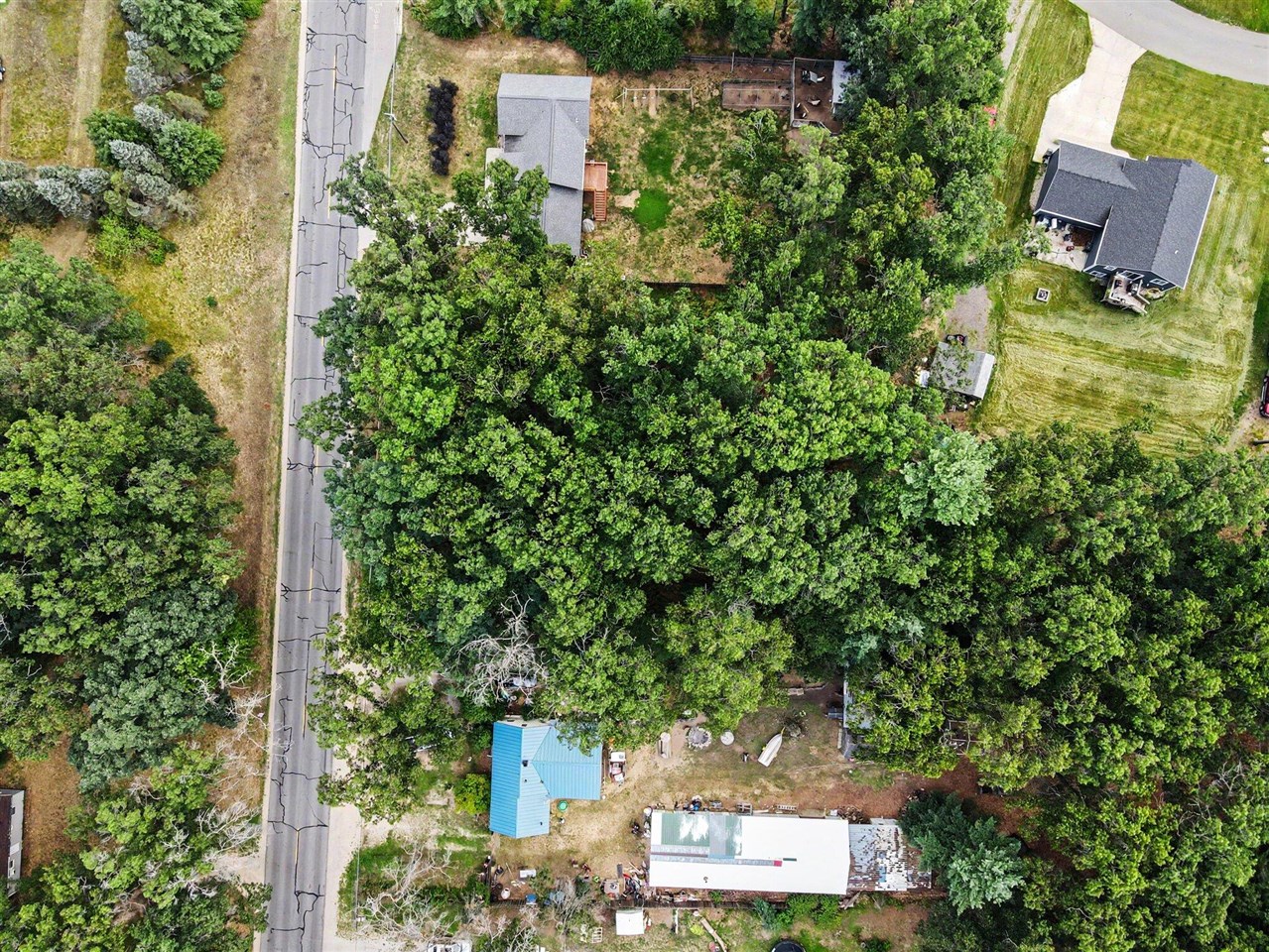 main property photo 11