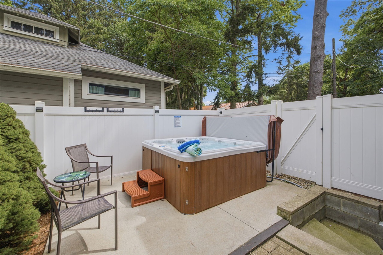 main property photo 63