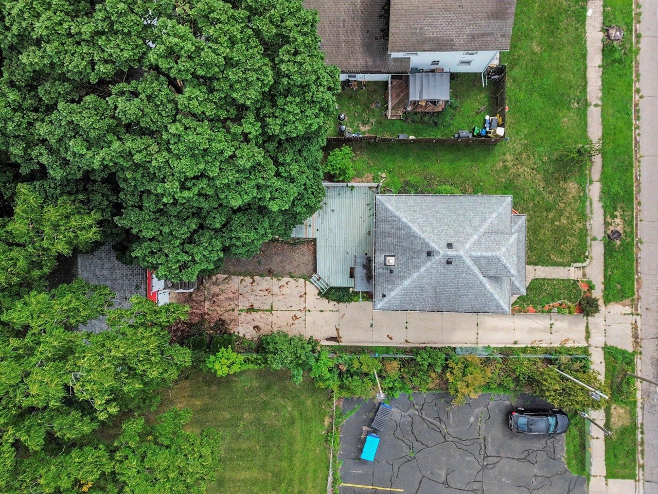 main property photo 27