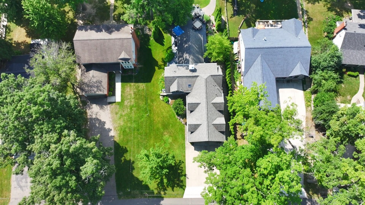 main property photo 57