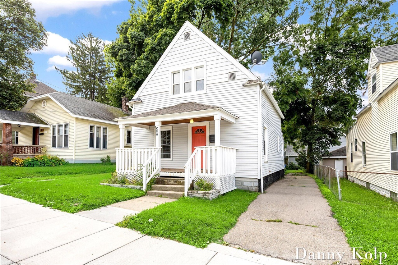 main property photo 1