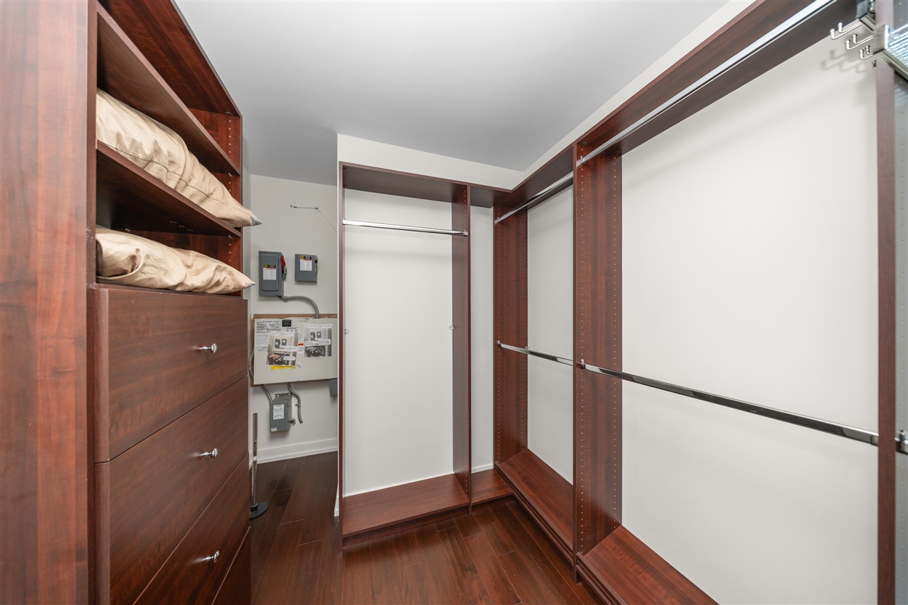main property photo 58