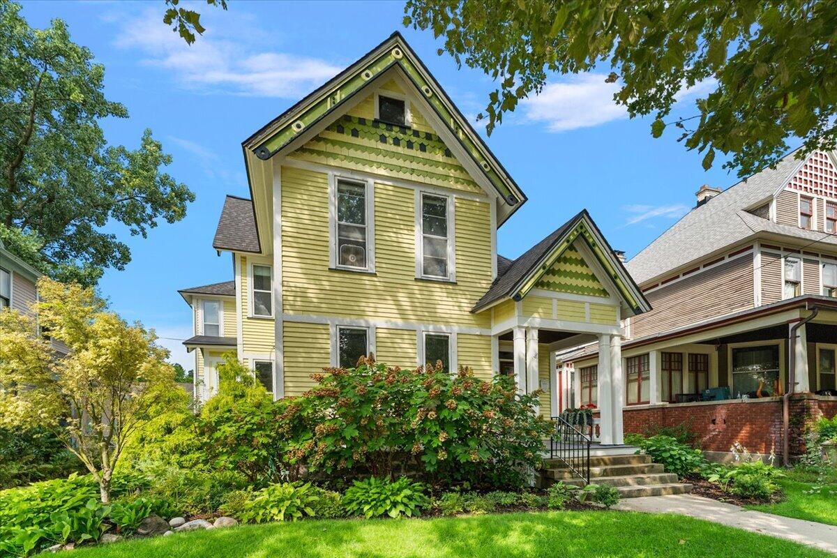 main property photo 1