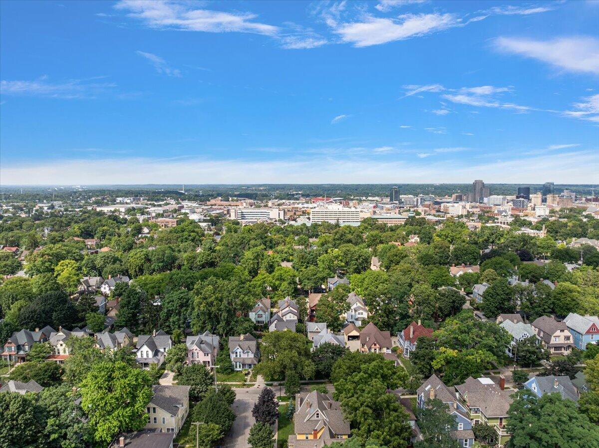 main property photo 70