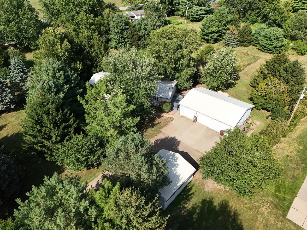 main property photo 56