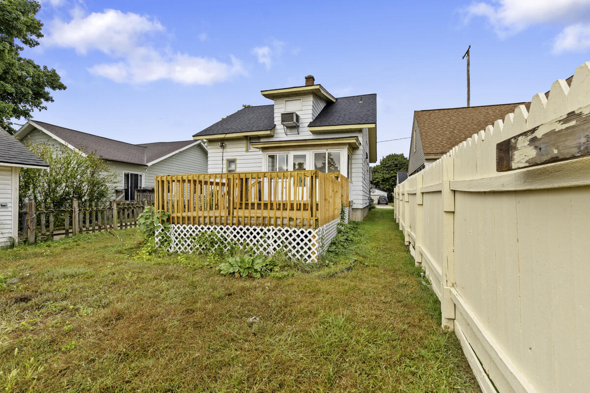 main property photo 19