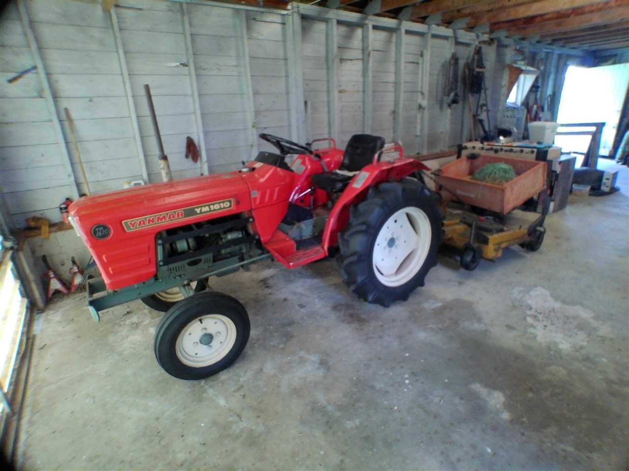 main property photo 5