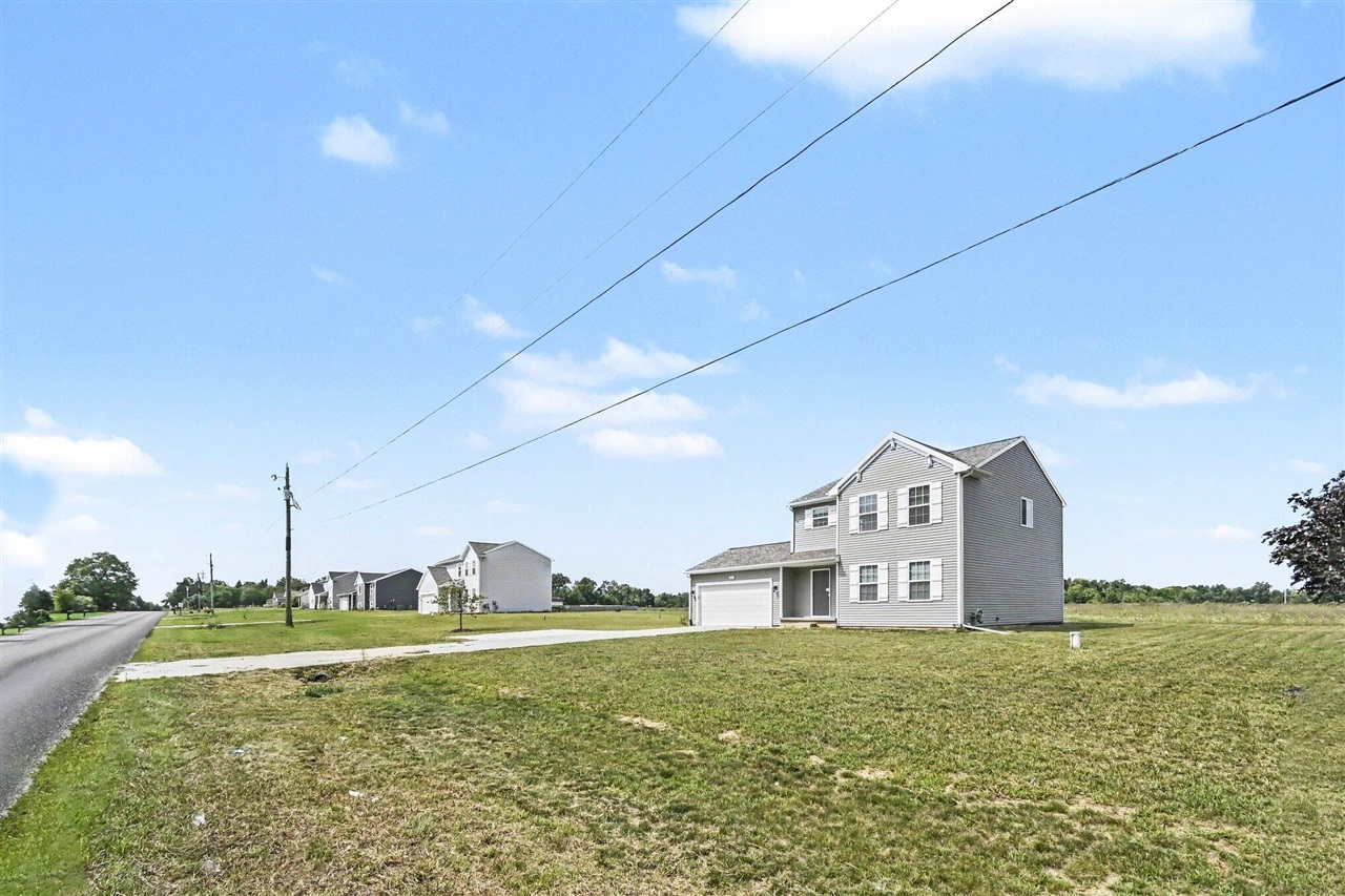 main property photo 27