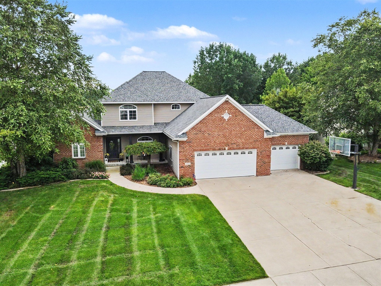 main property photo 10