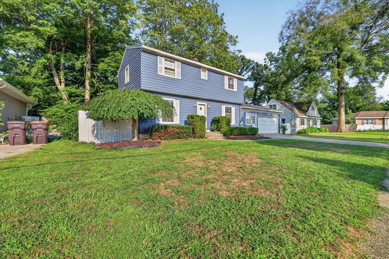 main property photo 42