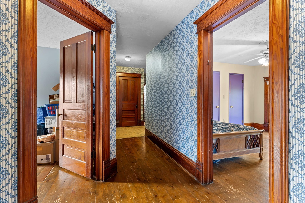 main property photo 38