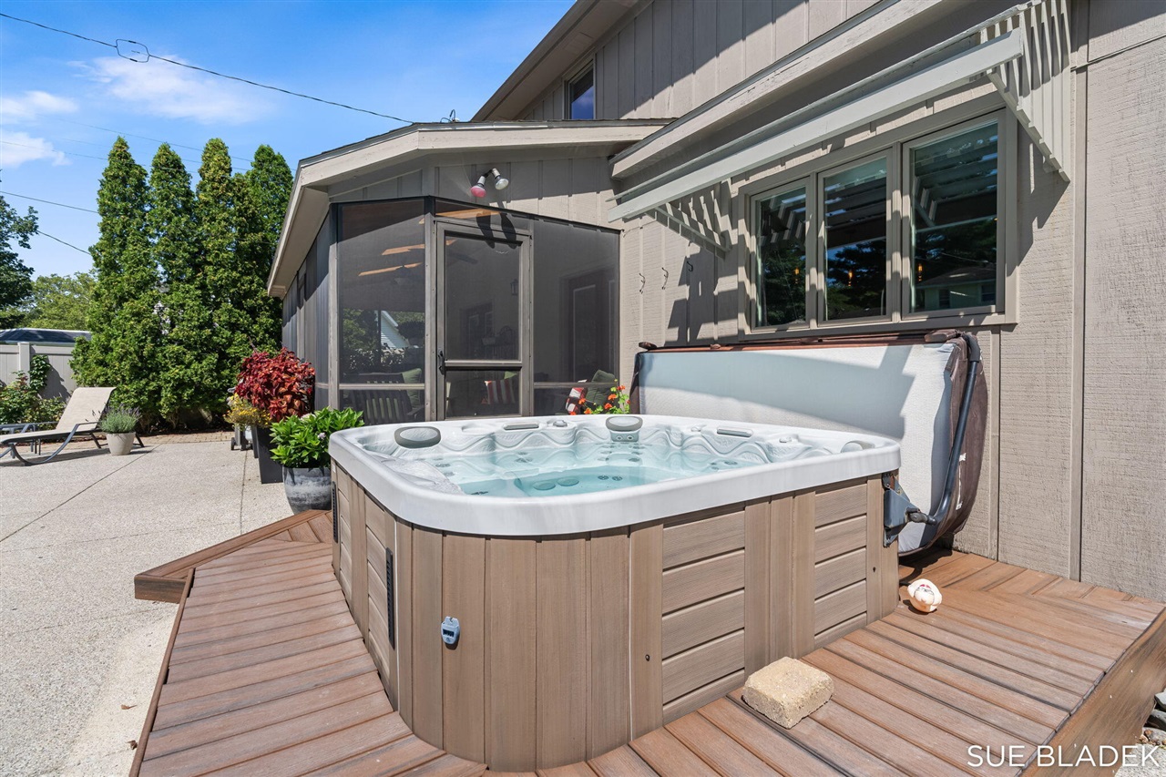 main property photo 62
