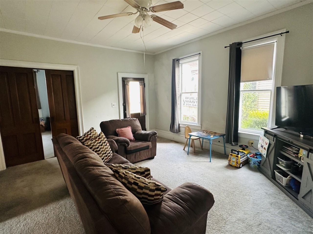 main property photo 12