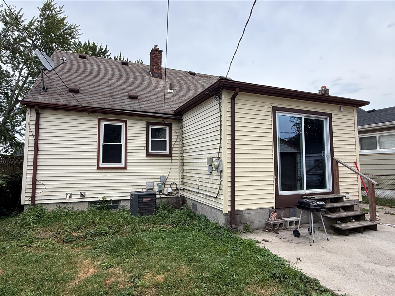 main property photo 3