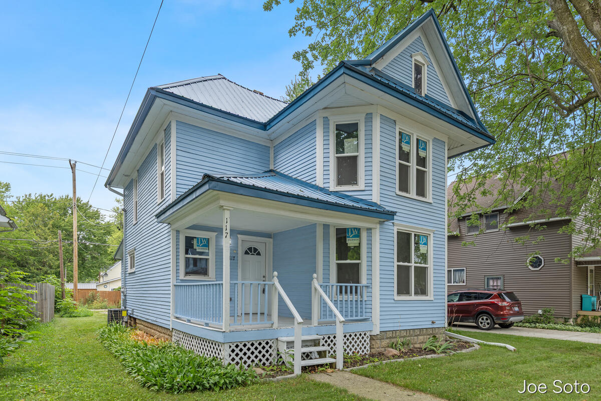 main property photo 2